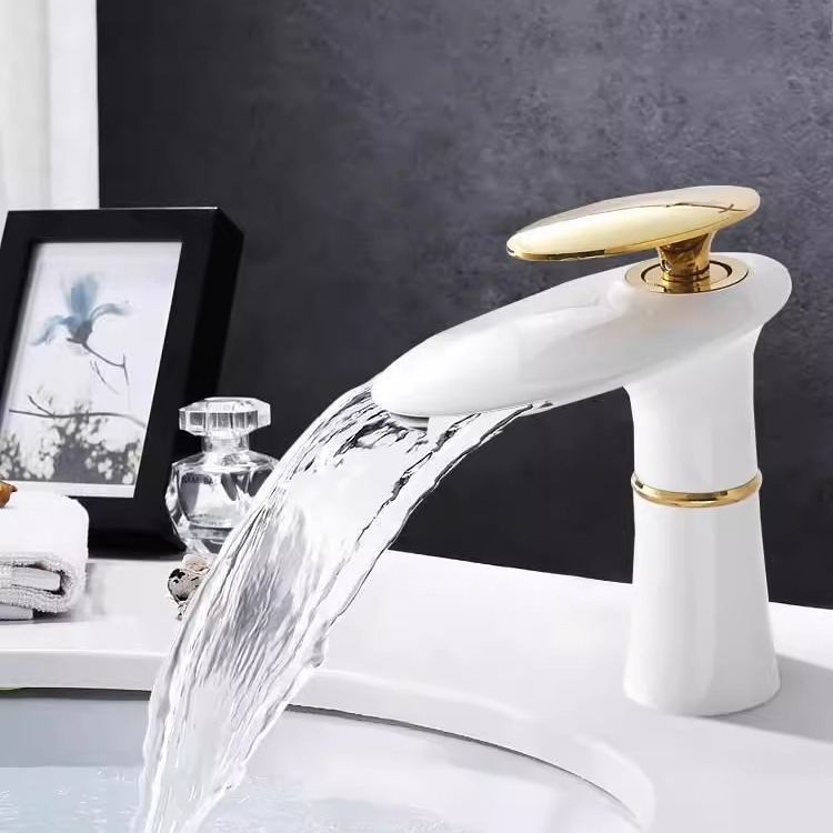 شلال حوض صنبور الذهب الأبيض ال - مراجعة Home Hardware Bathroom Sinks وسعره